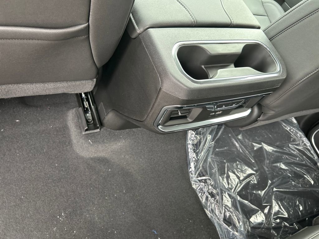 New 2026 GMC Sierra 2500 SLT w/ SLT Premium Package image 24