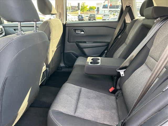 Used 2026 Nissan Rogue SV FWD image 12