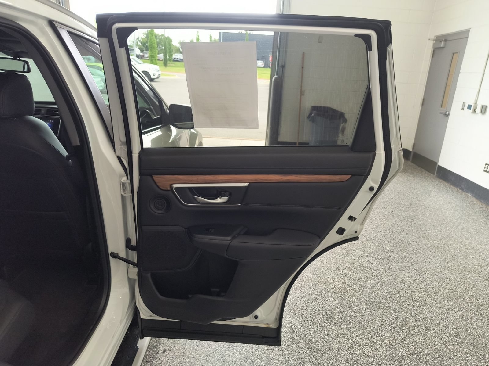 Used 2020 Honda CR-V Touring image 26