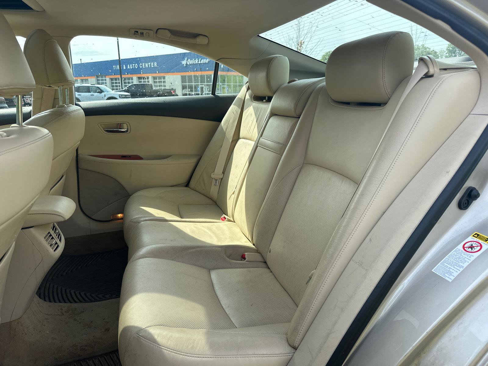 Used 2011 Lexus ES 350 FWD image 16