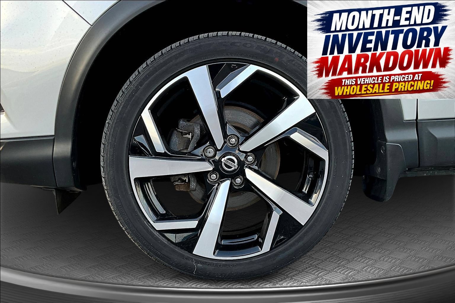 Used 2022 Nissan Rogue Sport SL AWD/4WD image 36