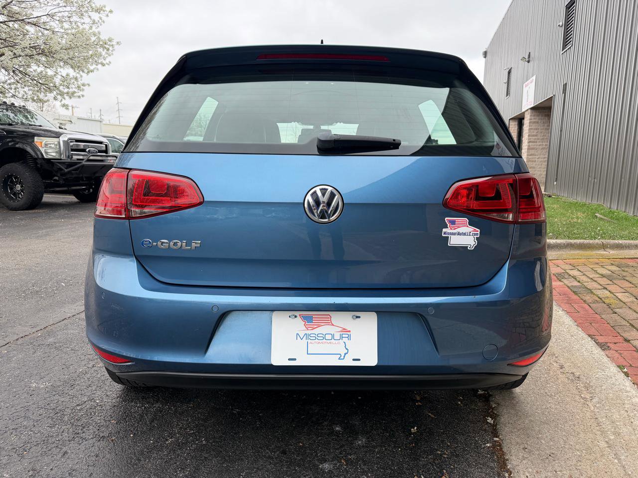 Used 2015 Volkswagen e-Golf SEL Premium image 5