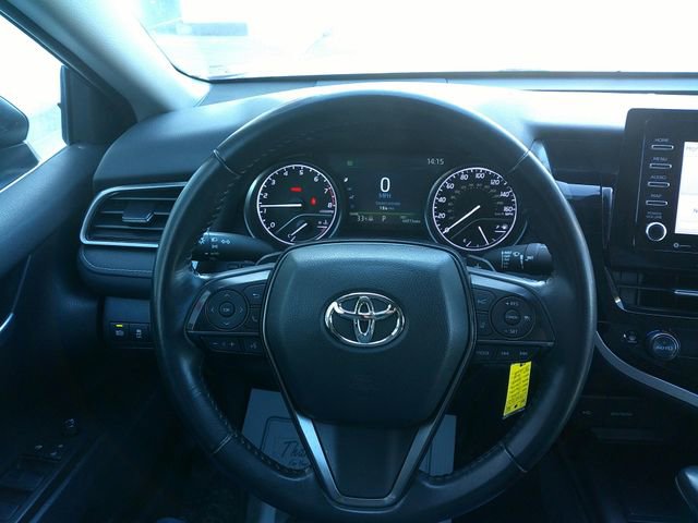 Used 2023 Toyota Camry SE image 11