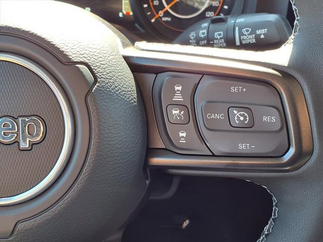 New 2025 Jeep Wrangler Unlimited Rubicon w/ Convenience Group AWD/4WD image 11