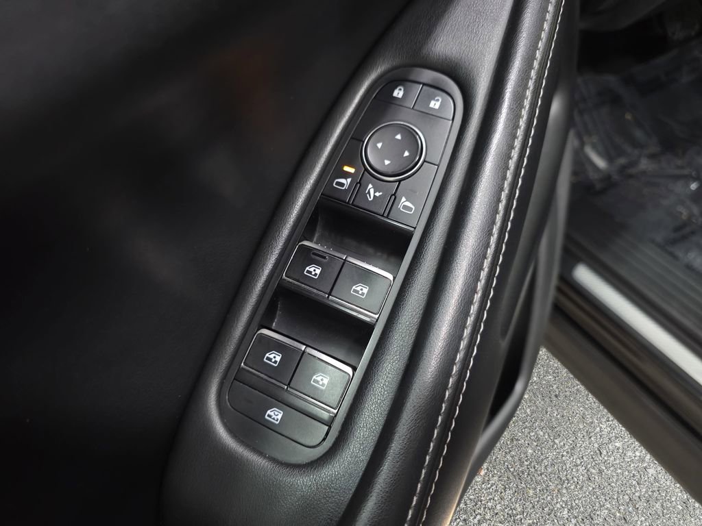 Used 2023 INFINITI QX60 Luxe w/ Cargo Package image 28