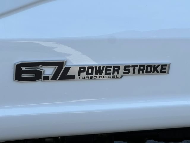 Certified 2023 Ford F250 Lariat w/ Lariat Ultimate Package AWD/4WD image 2