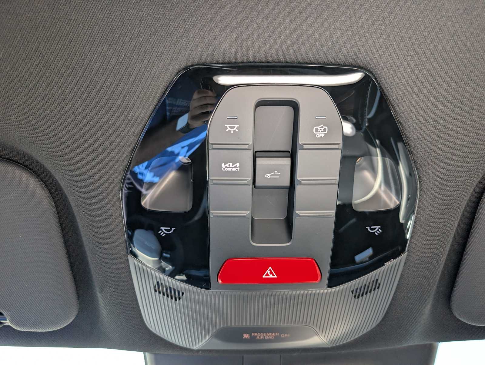 New 2026 Kia K4 GT-Line w/ GT-Line Sunroof Package FWD image 27
