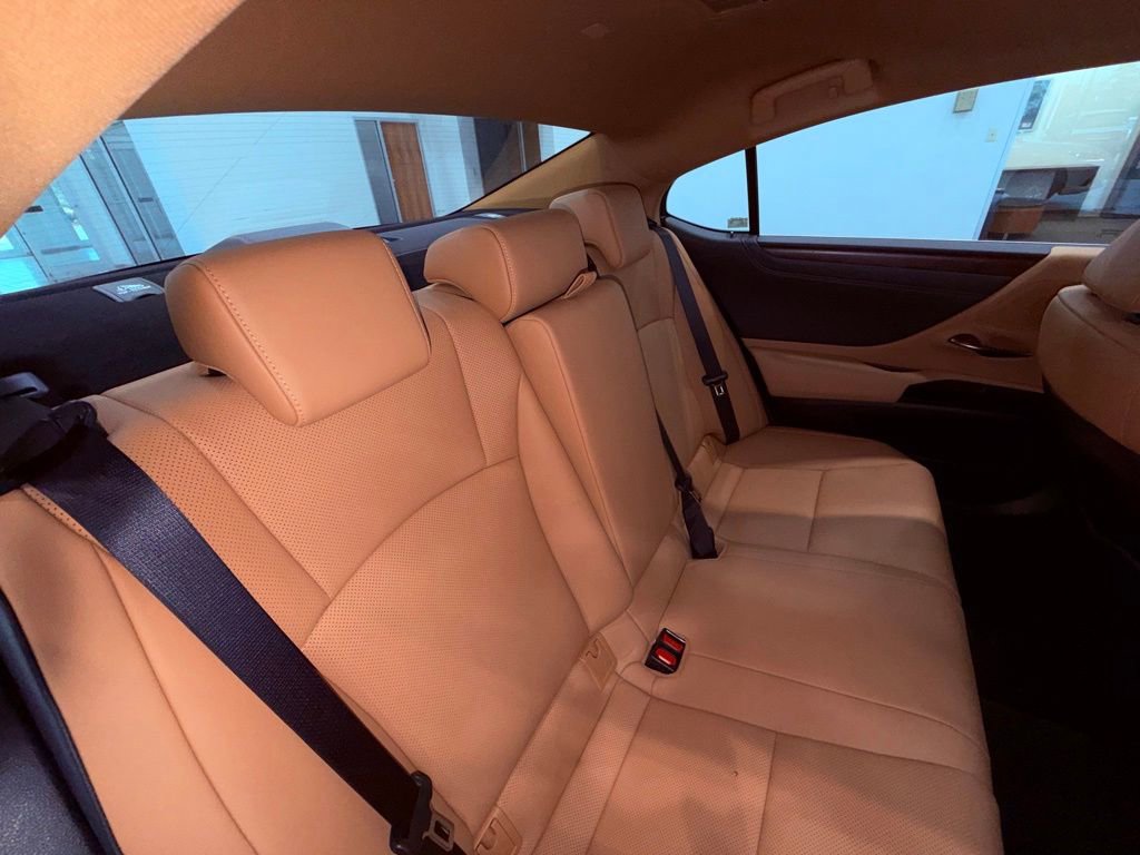 Certified 2024 Lexus ES 250 w/ Premium Package image 14