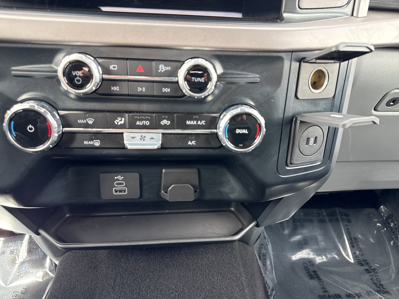 Used 2025 Ford F150 XLT w/ Equipment Group 301A Standard AWD/4WD image 23