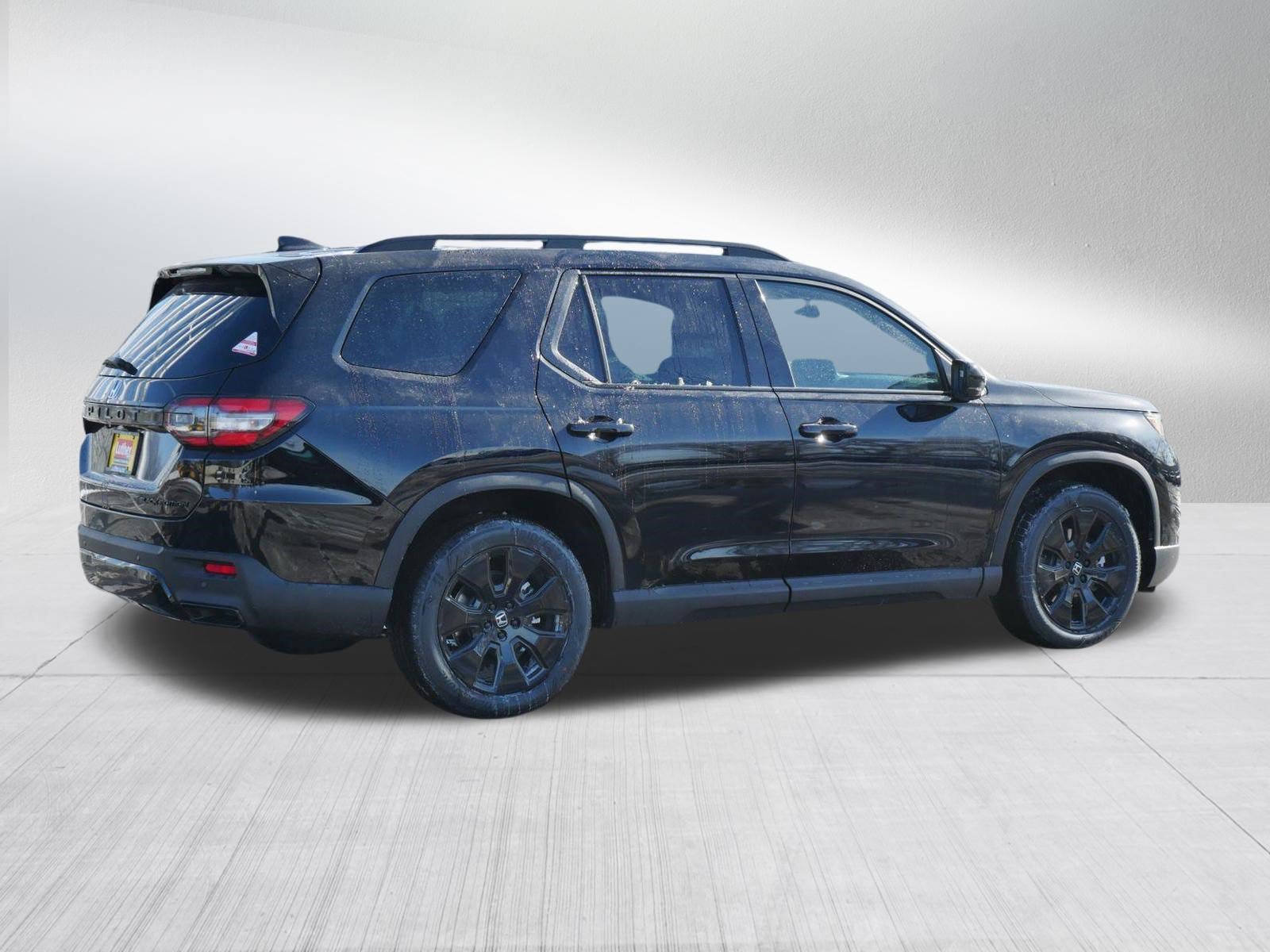 New 2026 Honda Pilot Black Edition image 7