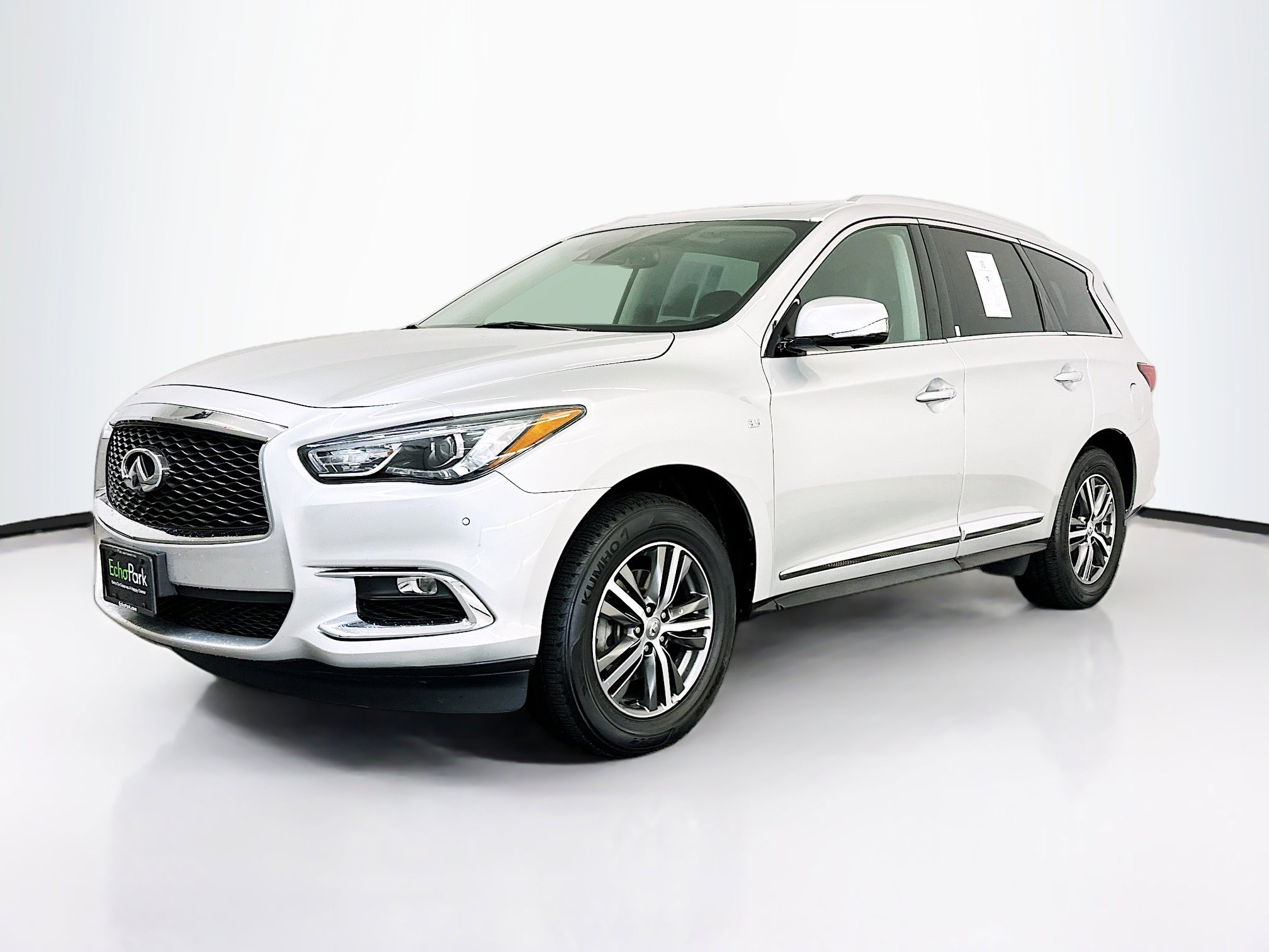Used 2020 INFINITI QX60 Luxe w/ Essential Package AWD/4WD image 3