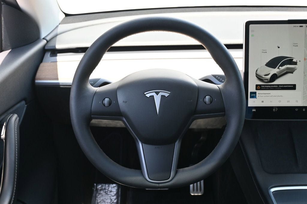 Used 2021 Tesla Model Y Long Range AWD/4WD image 10