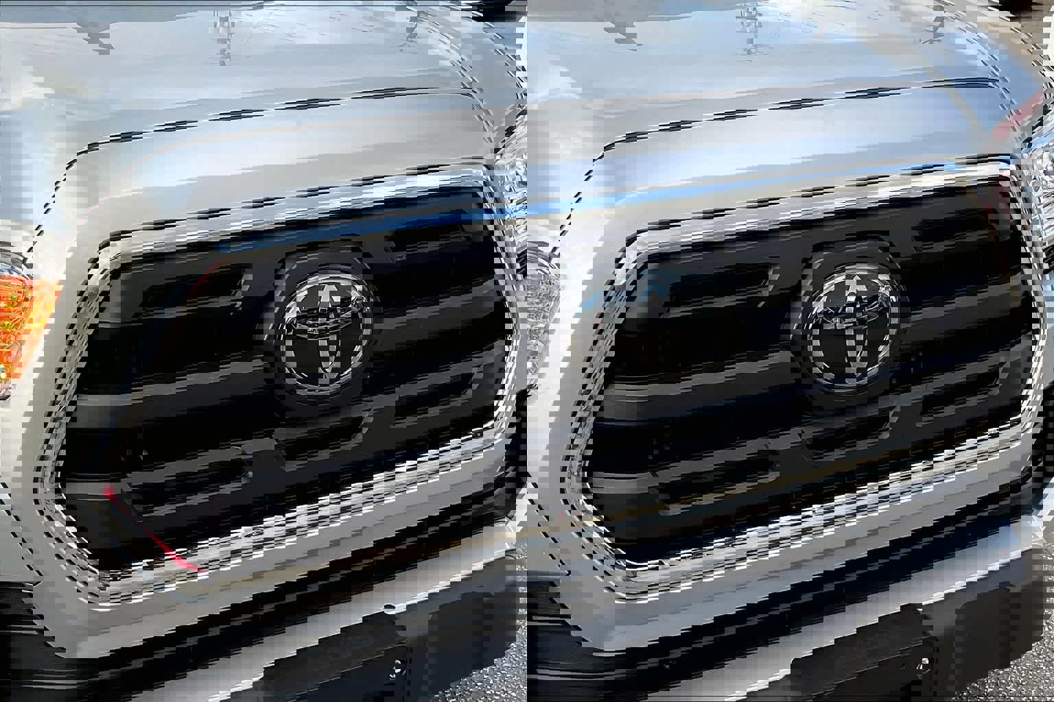 Used 2019 Toyota Tacoma SR5 image 28