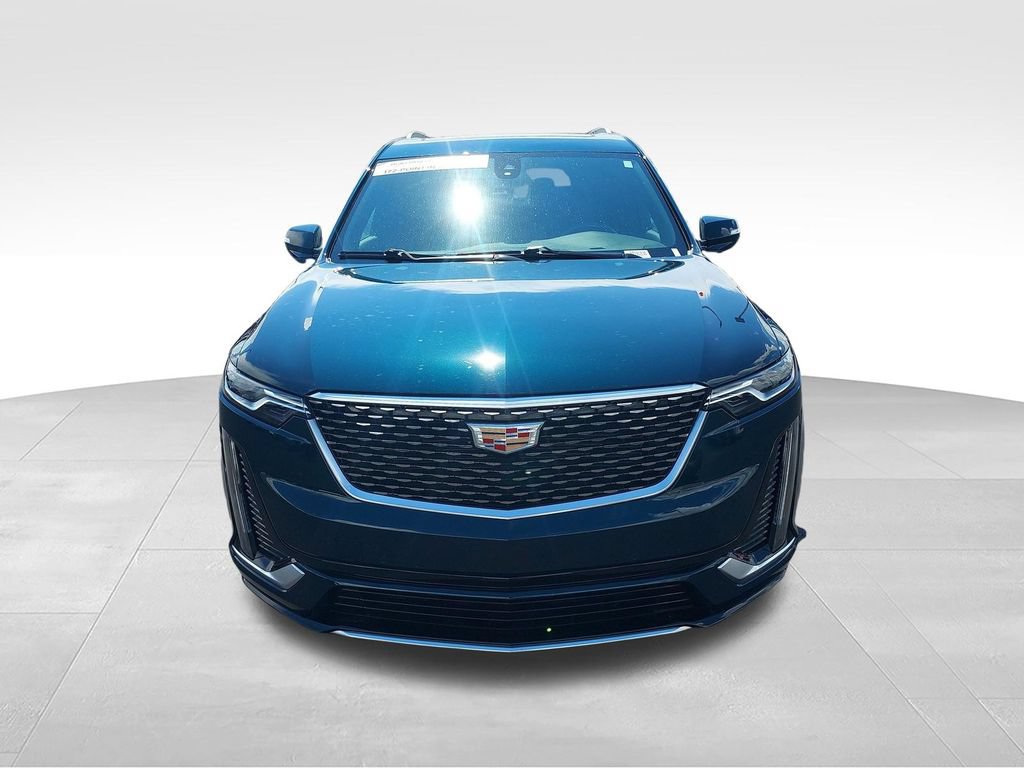 Used 2024 Cadillac XT6 Luxury w/ LPO, Floor Liner Package AWD/4WD image 8