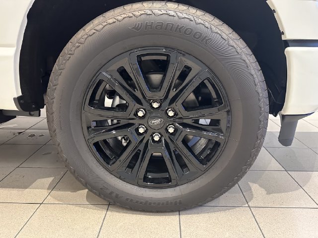 New 2026 Ford F150 Platinum w/ Equipment Group 702A High AWD/4WD image 32