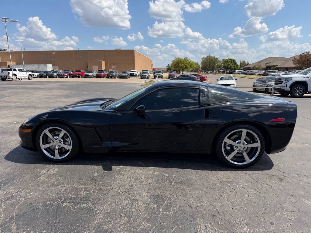 Used 2009 Chevrolet Corvette Coupe w/ Preferred Equipment Group RWD image 10