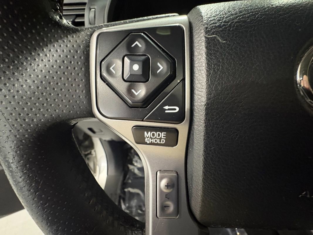 Used 2017 Toyota 4Runner Limited w/ Four Season Floor Mat Package image 13