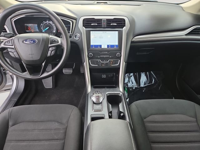 Used 2020 Ford Fusion SE image 10