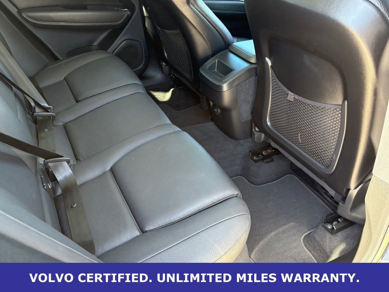 Certified 2023 Volvo XC60 B5 Plus w/ Protection Package Premier image 32