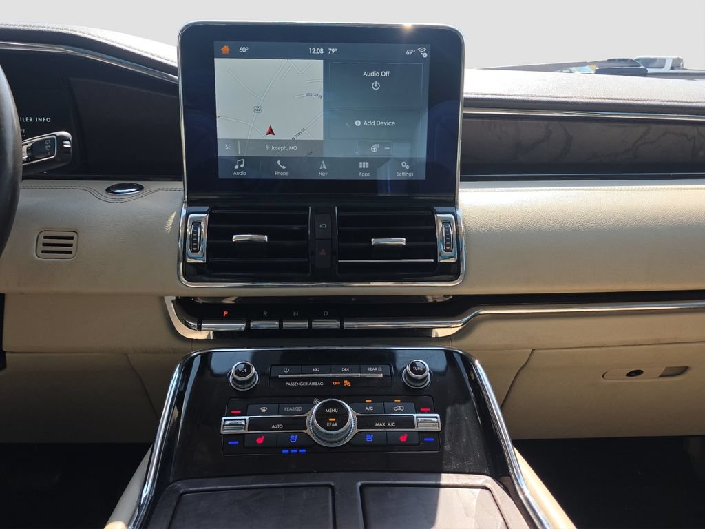 Used 2019 Lincoln Navigator Reserve AWD/4WD image 14