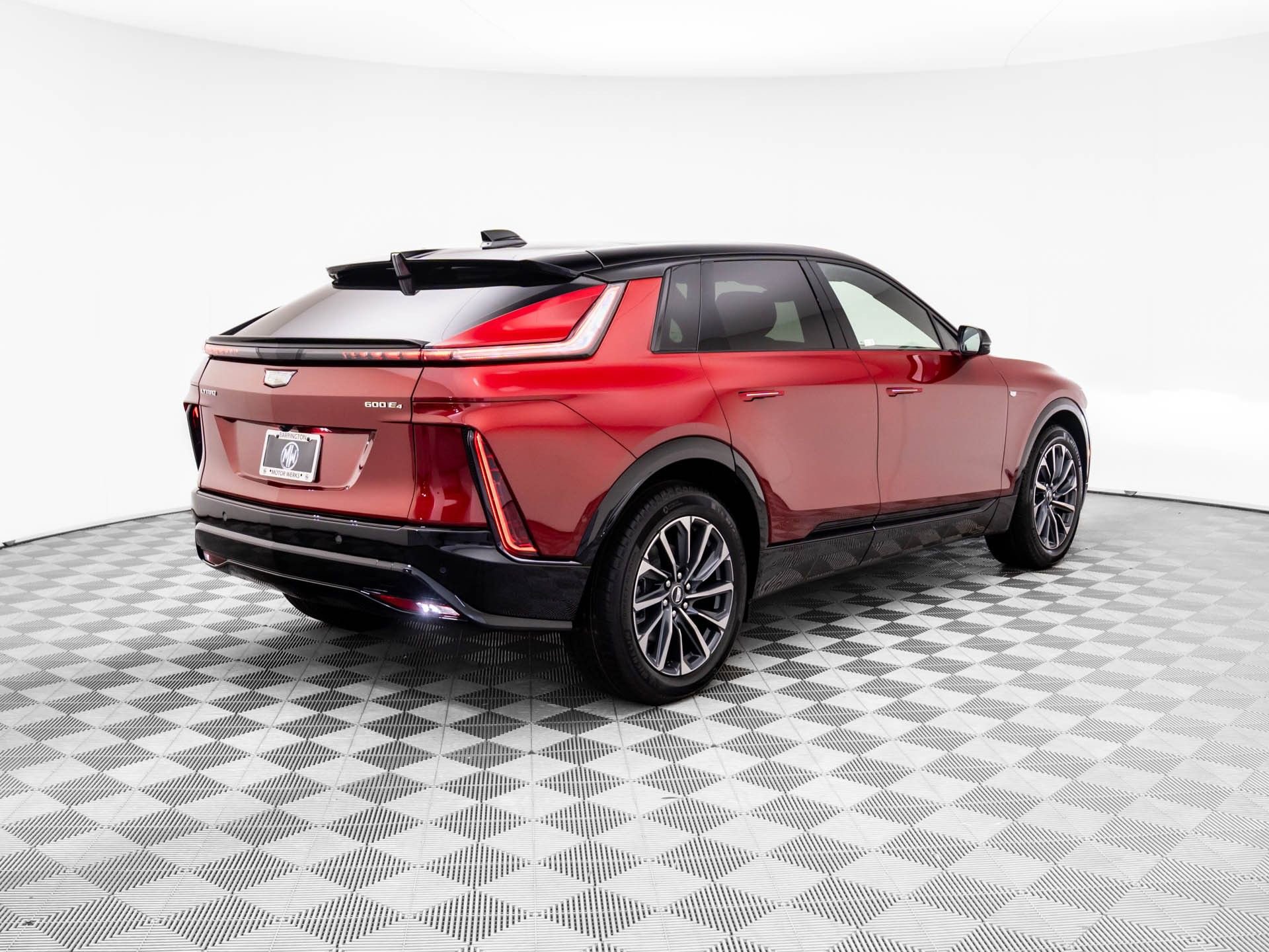 New 2026 Cadillac Lyriq Sport AWD/4WD image 6