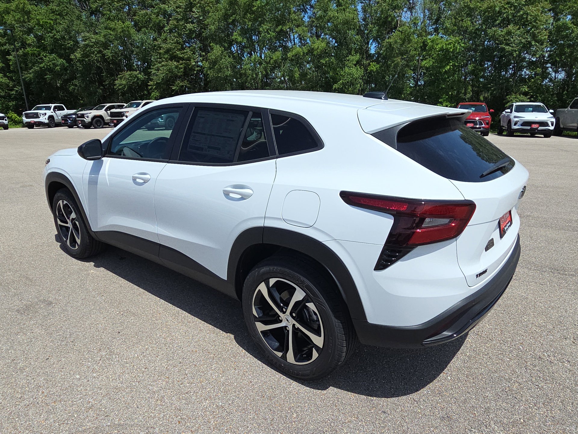 New 2026 Chevrolet Trax RS FWD image 6