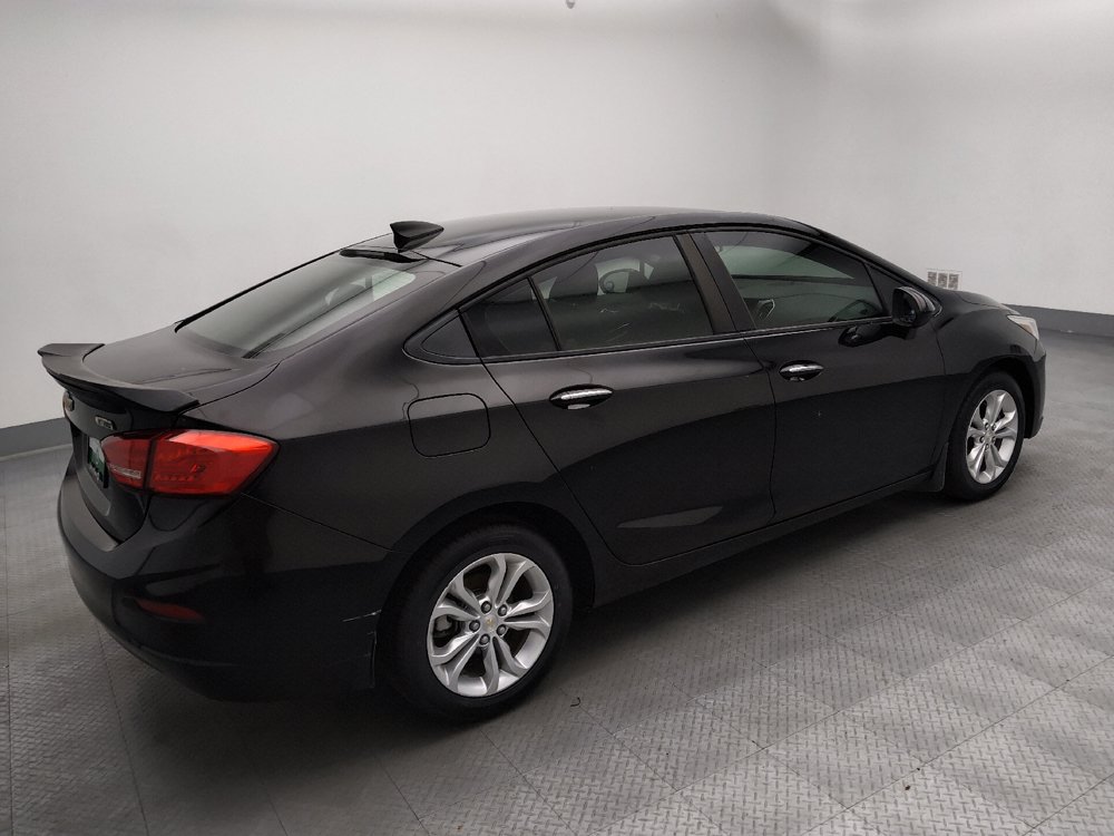 Used 2019 Chevrolet Cruze LS w/ LS Convenience Package FWD image 10