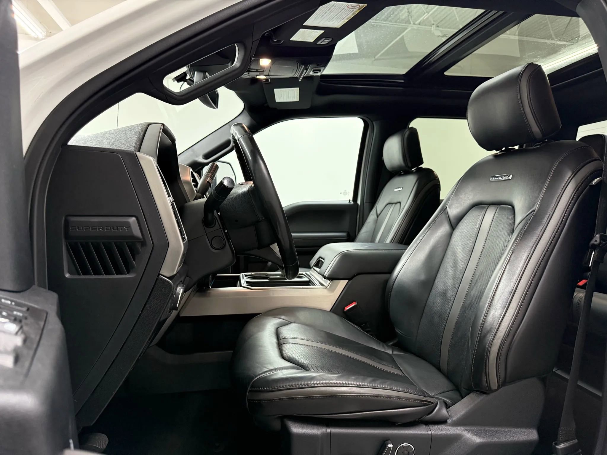 Used 2021 Ford F250 Platinum image 12