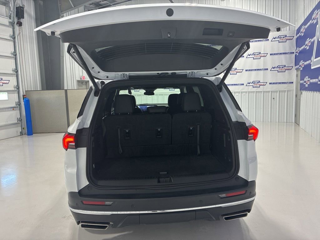 Used 2026 Buick Enclave Preferred AWD/4WD image 48