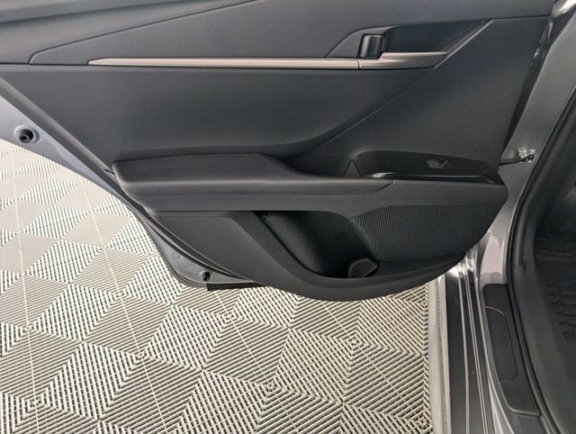 Used 2026 Toyota Camry SE w/ Convenience Package image 27