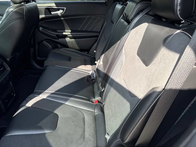 Used 2024 Ford Edge ST w/ Equipment Group 401A AWD/4WD image 10