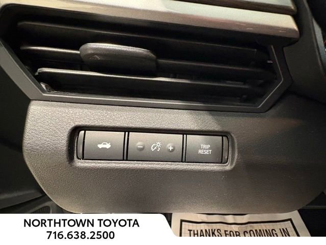 Used 2024 Nissan Altima 2.5 SV image 9