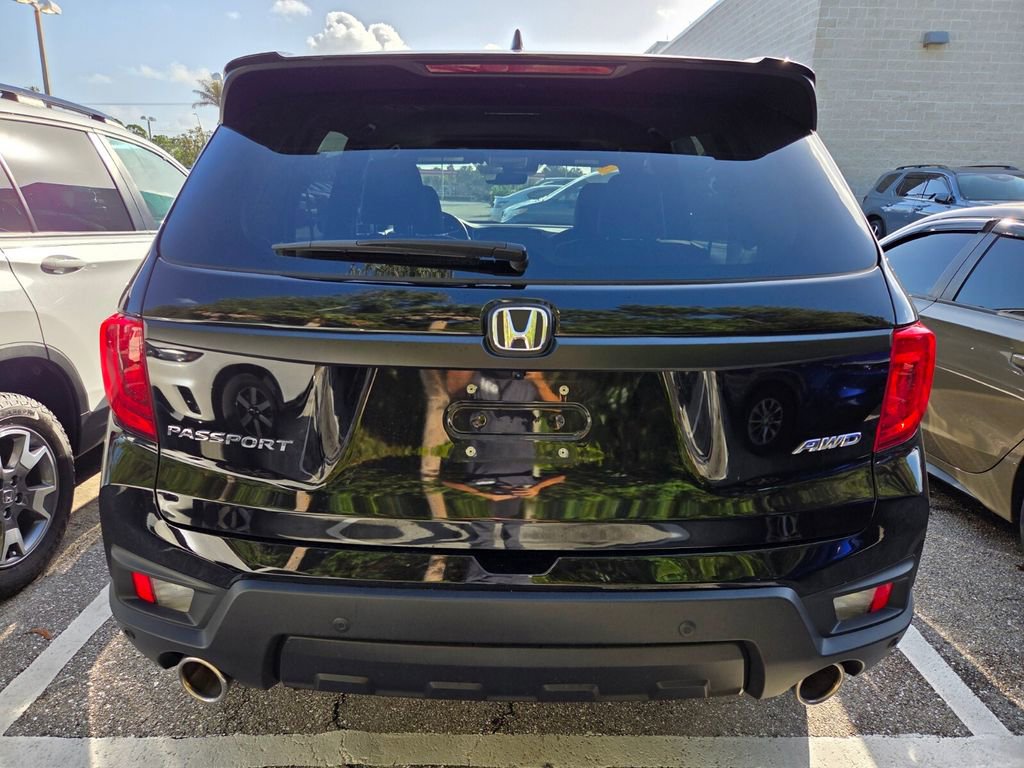 Used 2023 Honda Passport EX-L image 5