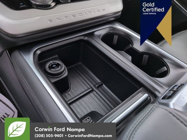 Certified 2026 Ford Expedition Active AWD/4WD image 19
