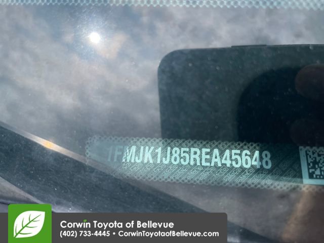 Used 2024 Ford Expedition Max XLT AWD/4WD image 30