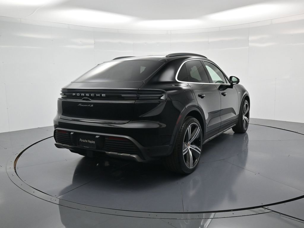 New 2026 Porsche Macan 4S Electric image 30