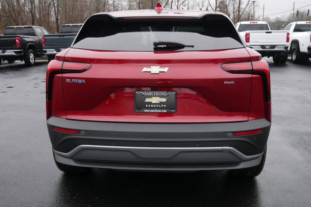 New 2025 Chevrolet Blazer EV LT image 30