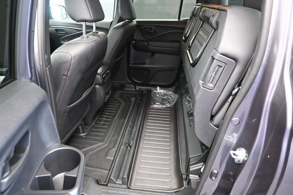 Certified 2025 Honda Ridgeline TrailSport image 12