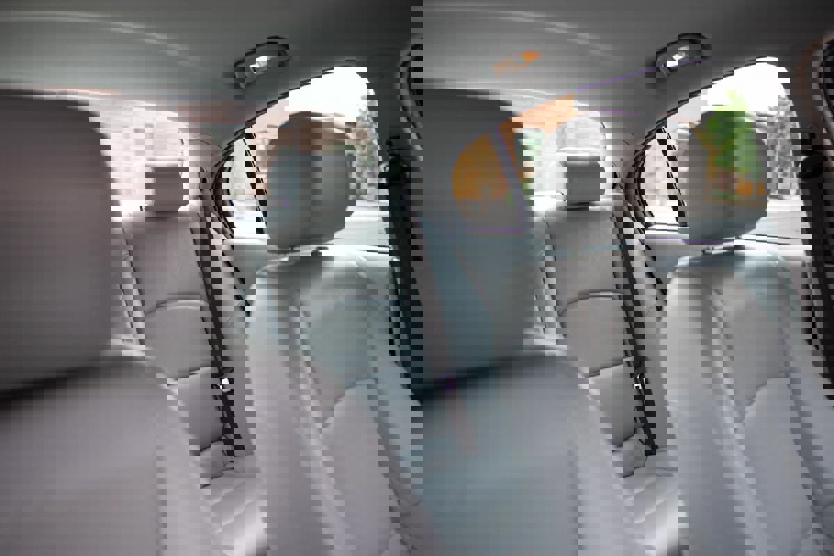 Used 2003 Jaguar S-TYPE R image 26