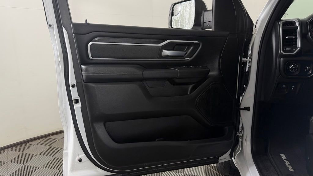 Used 2022 RAM 1500 Big Horn AWD/4WD image 12