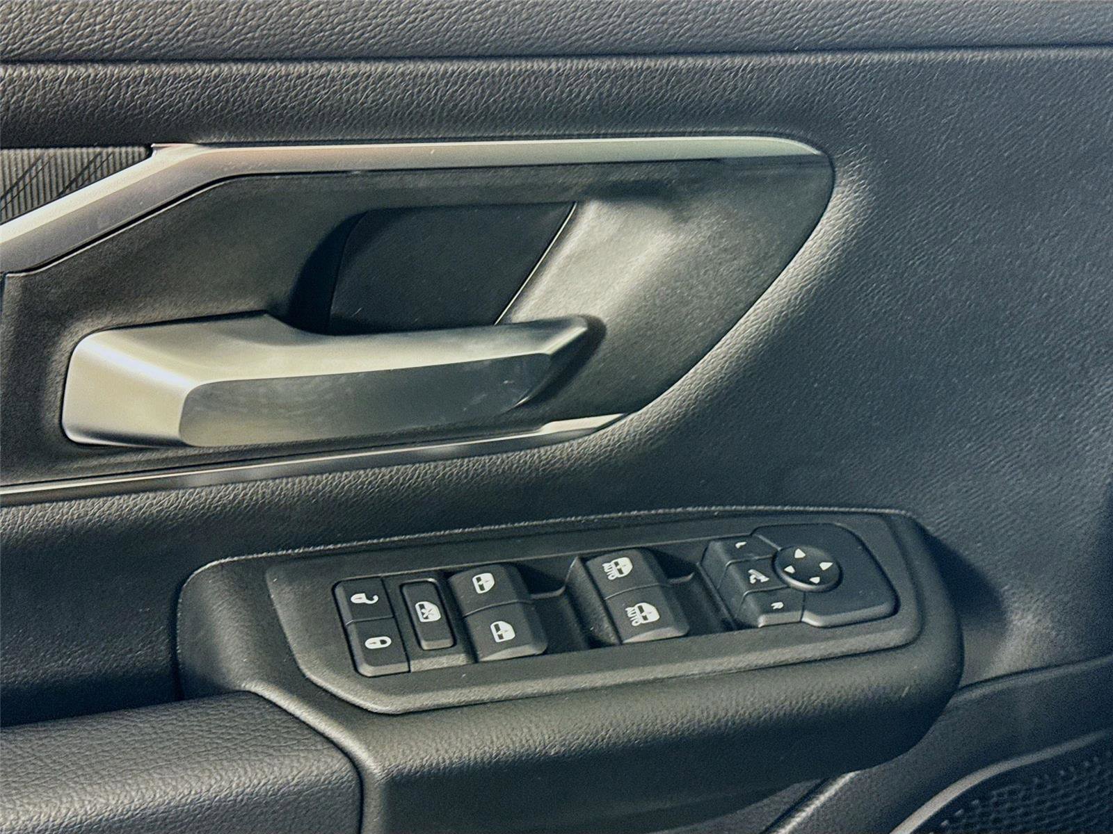 New 2026 RAM 1500 Big Horn AWD/4WD image 12