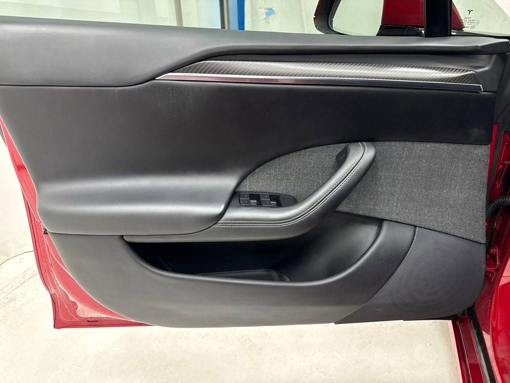 Used 2021 Tesla Model S Plaid image 16