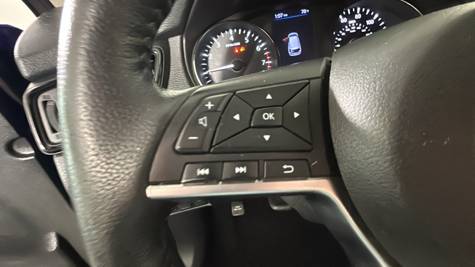 Used 2019 Nissan Rogue S FWD image 15