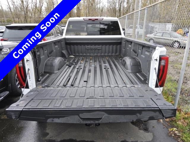 Used 2025 GMC Sierra 3500 Denali w/ Denali Reserve Package image 14