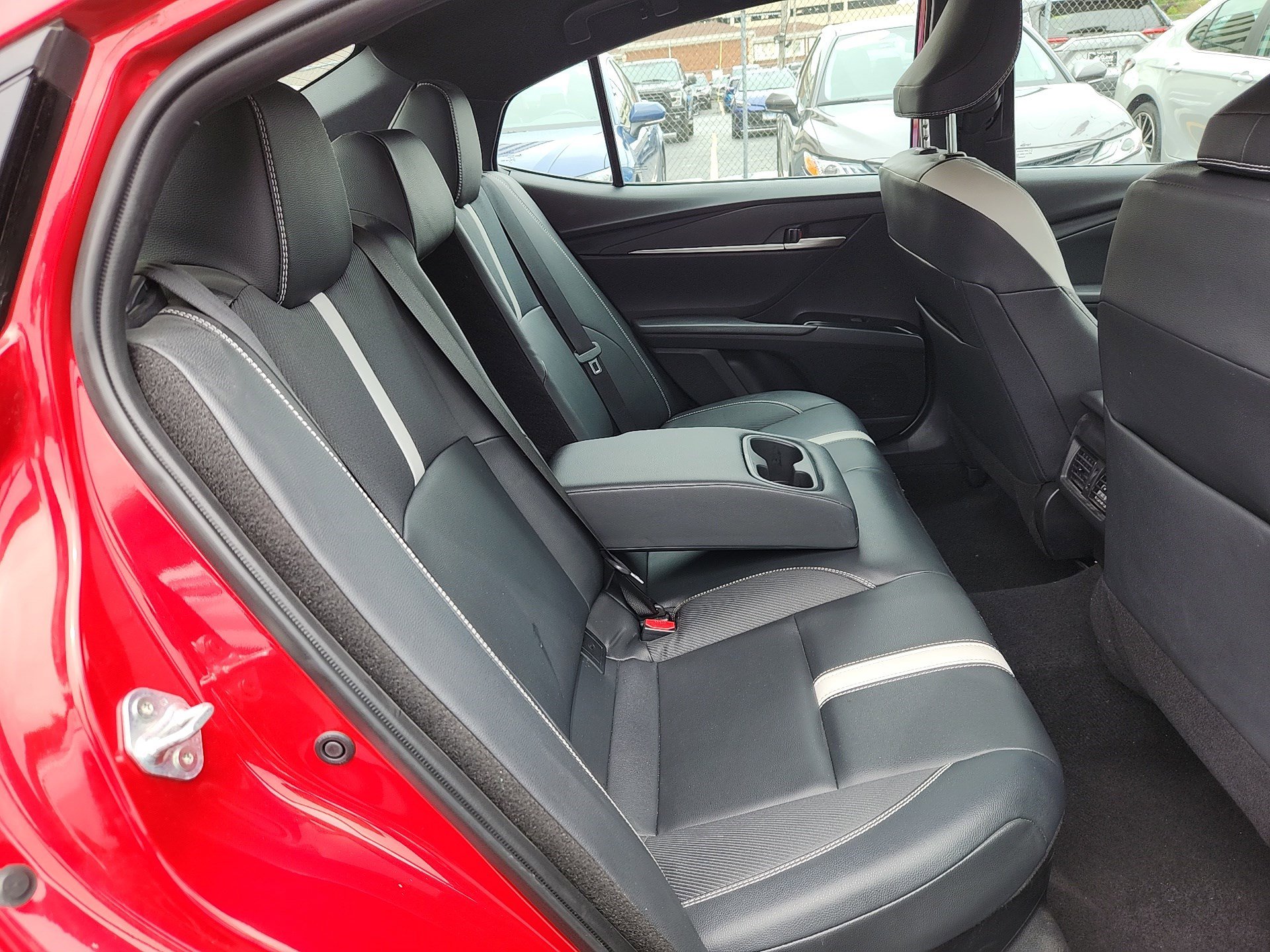 Certified 2025 Toyota Camry SE FWD image 27