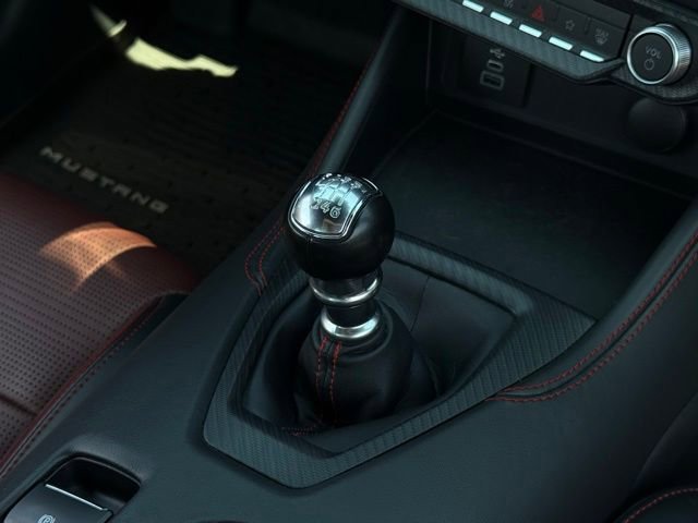 Used 2025 Ford Mustang GT Premium RWD image 30