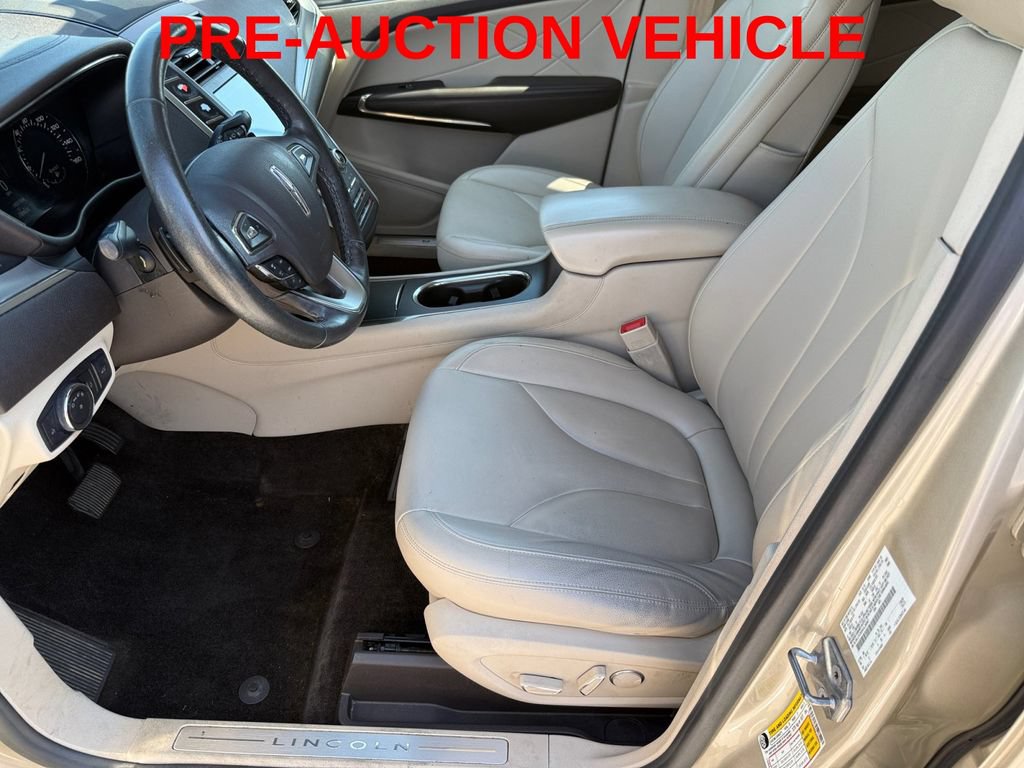 Used 2017 Lincoln MKC Premiere FWD image 10