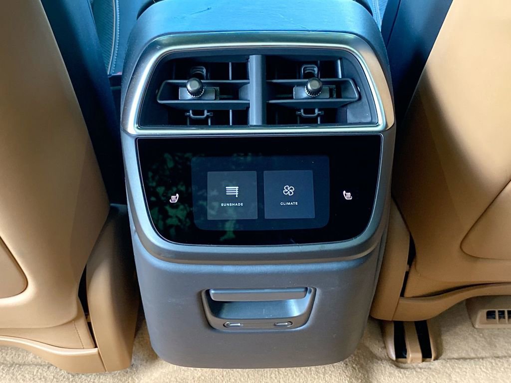 Used 2022 Lucid Air Grand Touring image 24