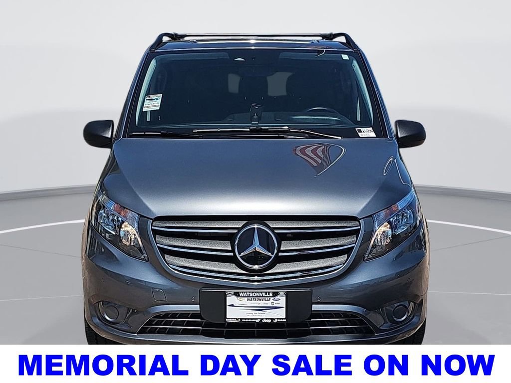 Used 2023 Mercedes-Benz Metris Passenger image 8