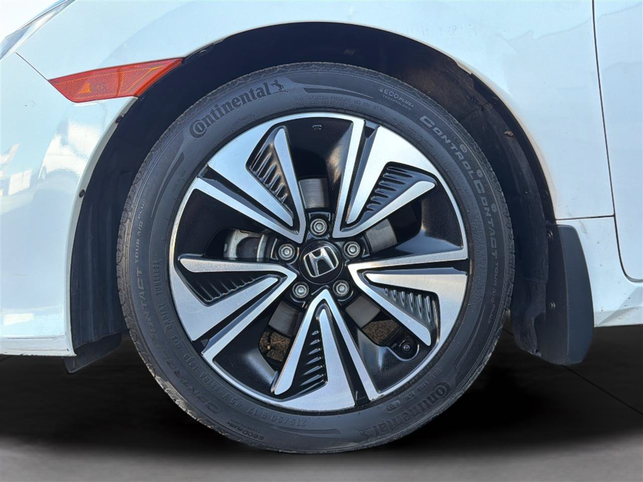Used 2018 Honda Civic LX image 25